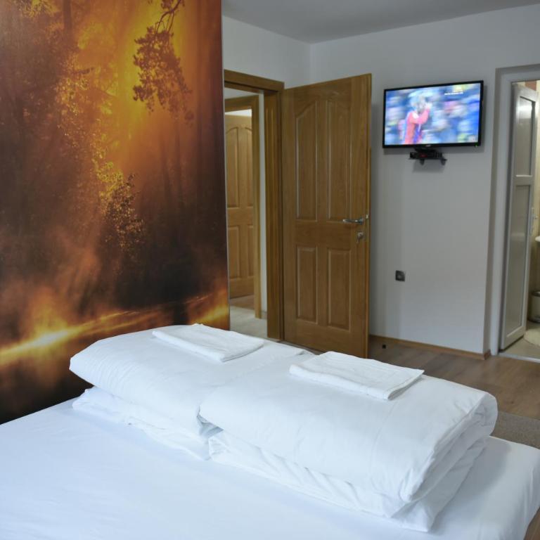 Motel Alibi - Dvokrevetna Soba sa Bračnim Krevetom i Sopstvenim Kupatilom - 3