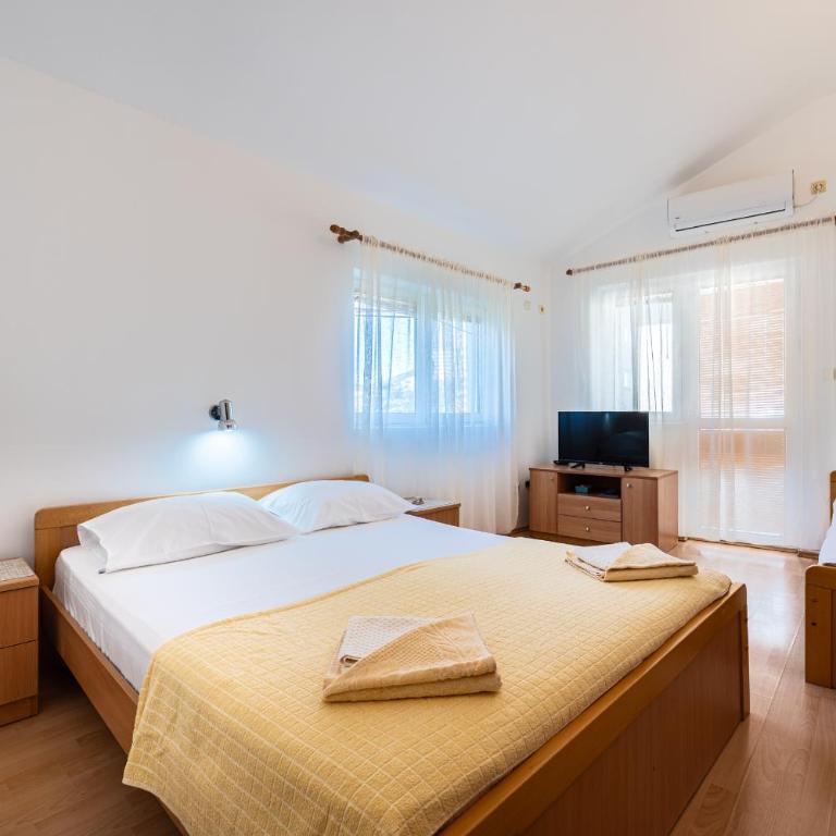 Apartments Bečić - Studio (3 Odrasle Osobe) - 4