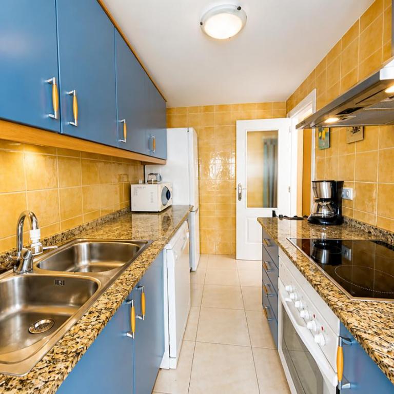 Apartamento Sergi en Denia con terraza, parking y piscina a 150m de la playa by Family Homes - Apartamento - Planta baja - 9