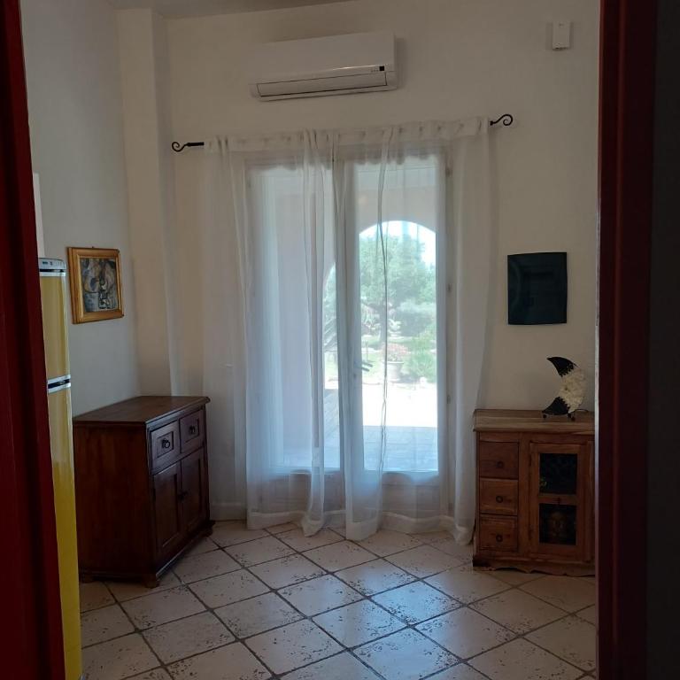 Sole e Sale in Sardegna - Appartamento con 2 Camere da Letto e Patio - 11