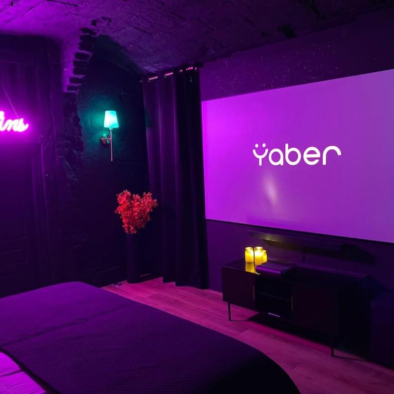 Private spa cinema free parking - Apartment mit 1 Schlafzimmer - 16