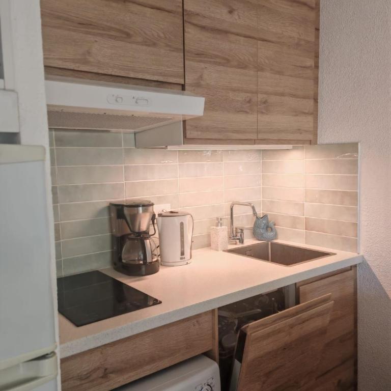 Charmant studio avec terrasse à 150m de la plage - Apartamento de 1 dormitorio - 9