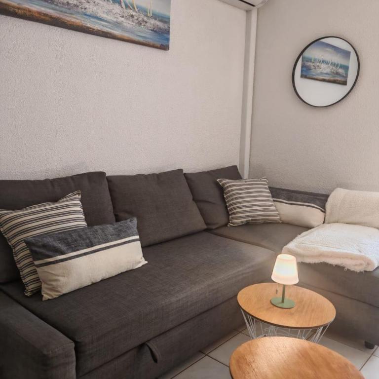 Charmant studio avec terrasse à 150m de la plage - Apartamento de 1 dormitorio - 10
