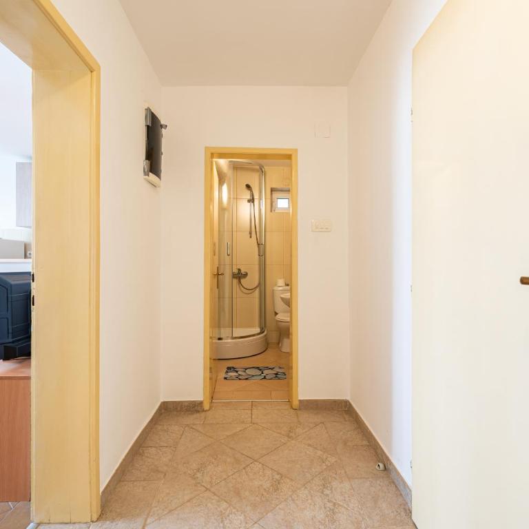 Apartments Bečić - Apartman sa 1 Spavaćom Sobom - 4