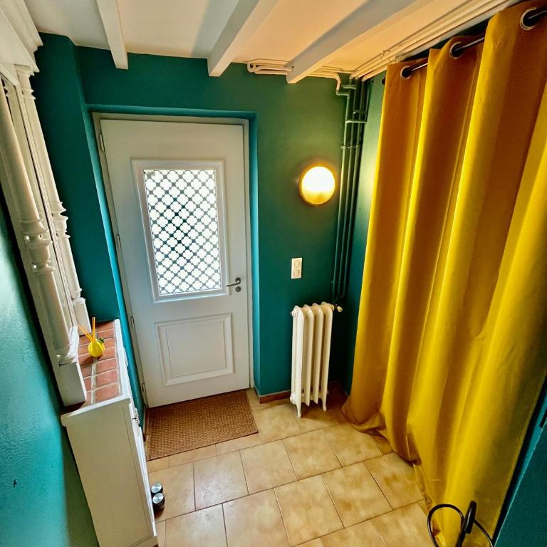 La Maison Garnavie - 6 personnes - Halles Lourdes - Garage - Maison 3 Chambres - 43