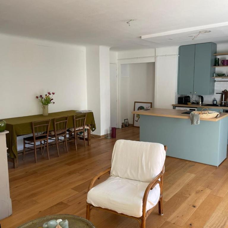 T3 lumineux avec terrasse Vieux-Port - Two-Bedroom Apartment - 4