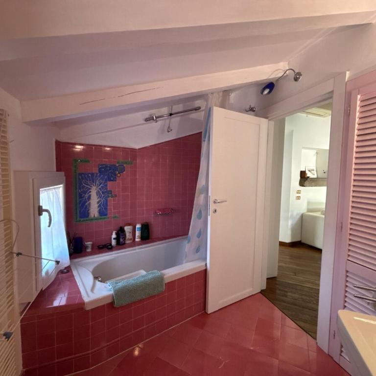 GetTheKey Mansarda Marescalchi - One-Bedroom Apartment - 13