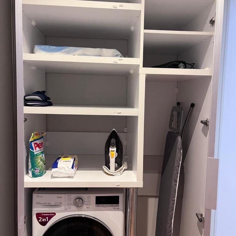 Captain Jane - One-Bedroom Apartment - 5