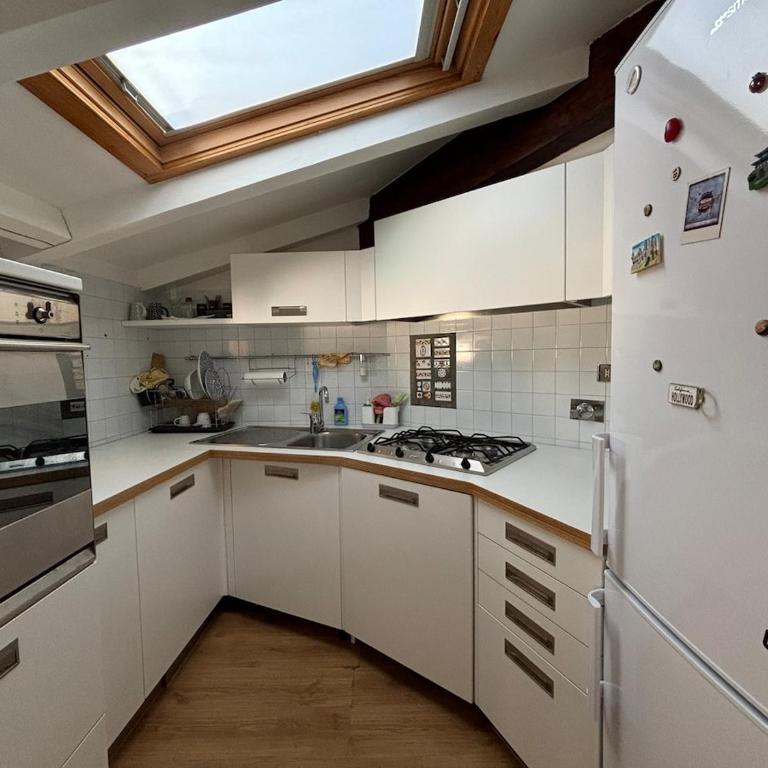 GetTheKey Mansarda Marescalchi - One-Bedroom Apartment - 23