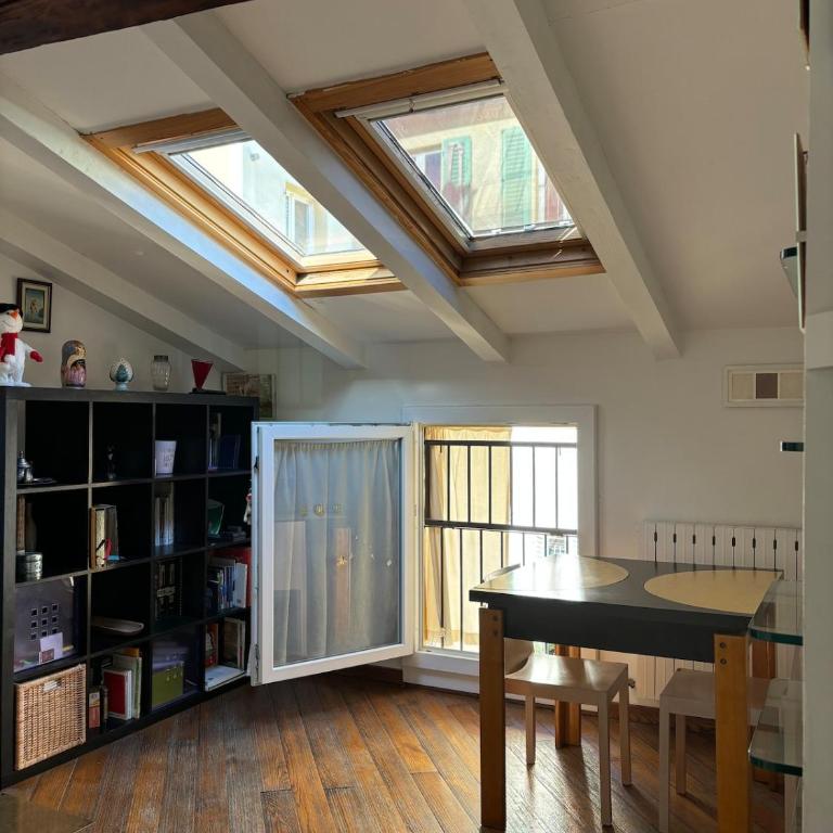 GetTheKey Mansarda Marescalchi - One-Bedroom Apartment - 26