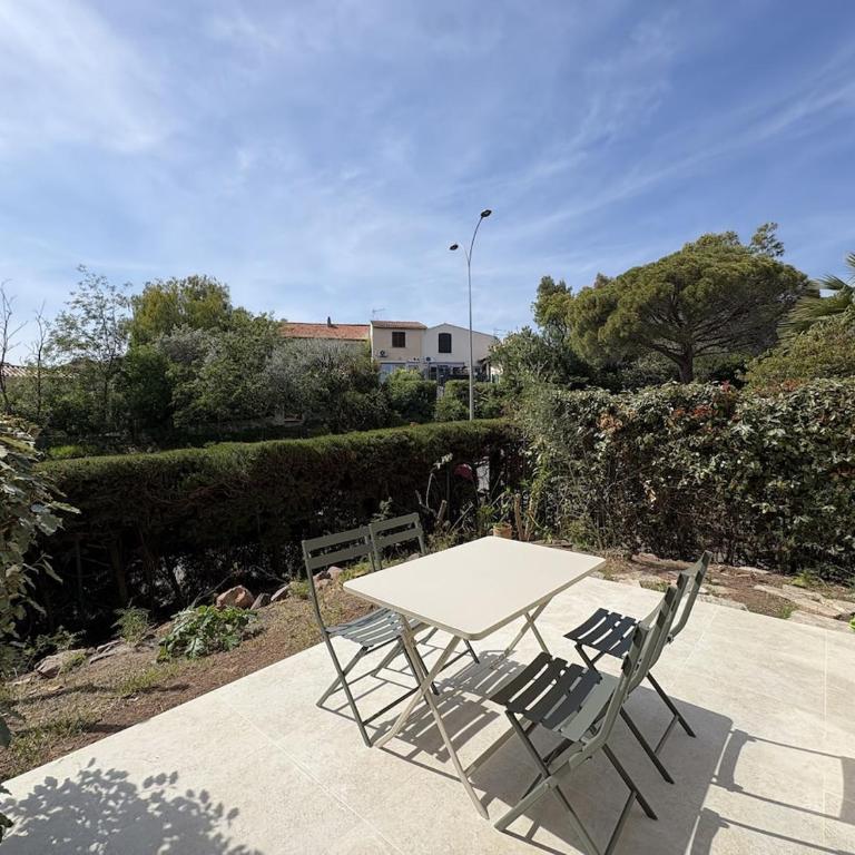 Beau 2 pièces neuf, terrasse, proche des criques - Apartamento de 2 dormitorios - 13