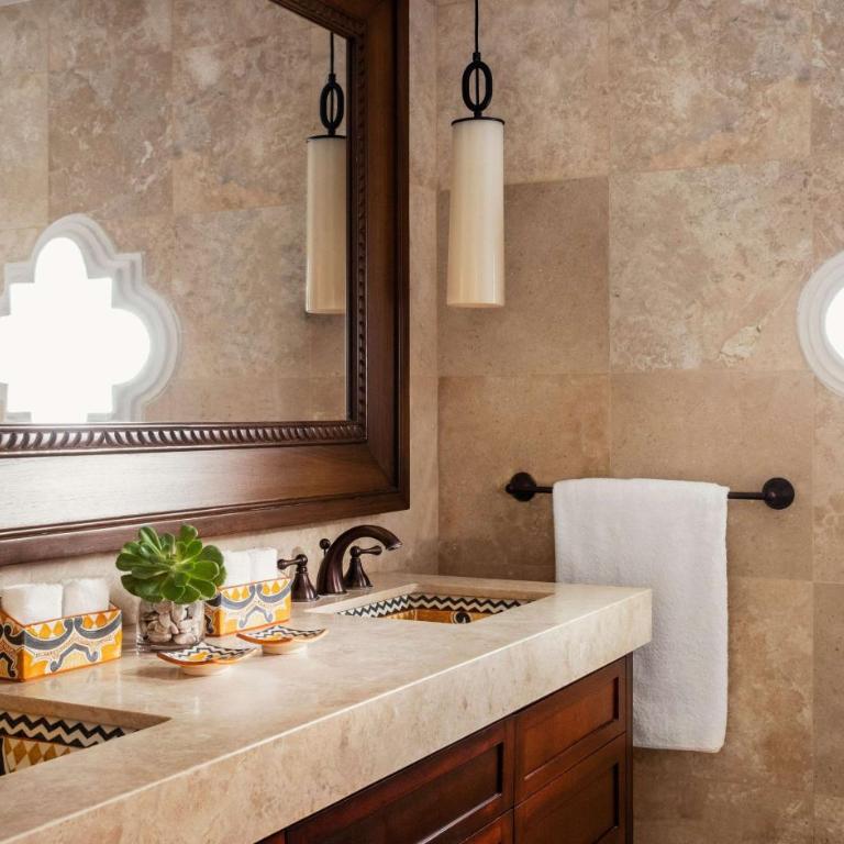 One&Only Palmilla - Palmilla Room King Bed - Ocean Front - 3