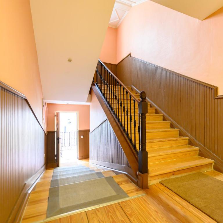 PRA10 - Piso de 2 dormitorios con balcón y 2 baños, en el centro de Madrid - Alquiler temporal - Two-Bedroom Apartment - 53