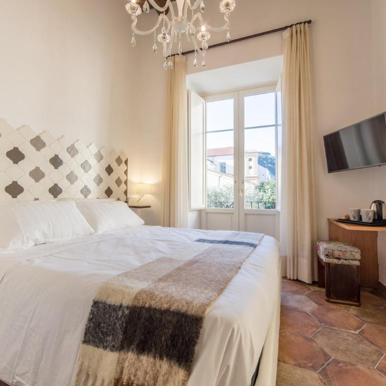 Residenza Il Campanile - Deluxe Double or Twin Room with City View - 13