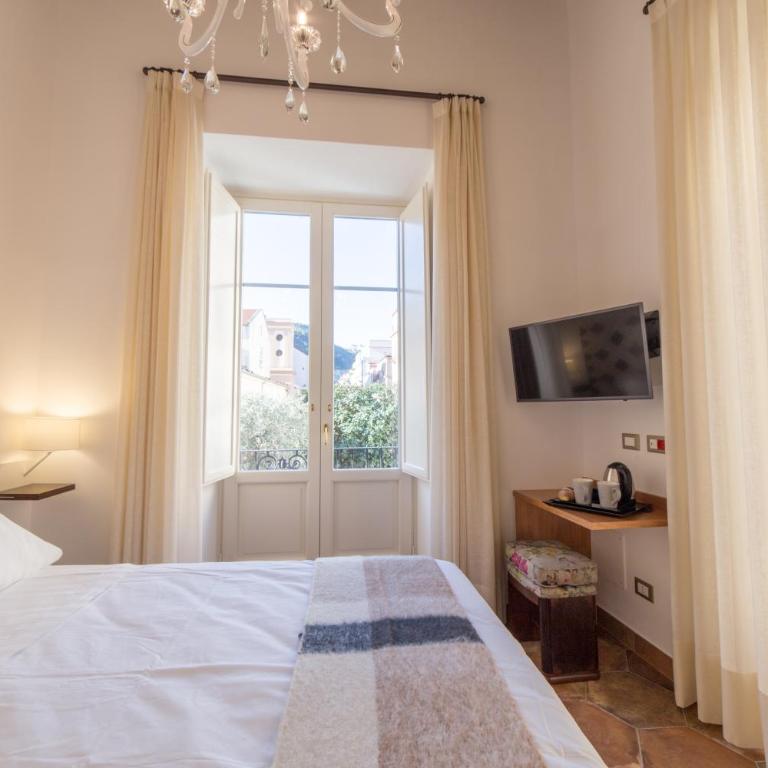 Residenza Il Campanile - Deluxe Double or Twin Room with City View - 10