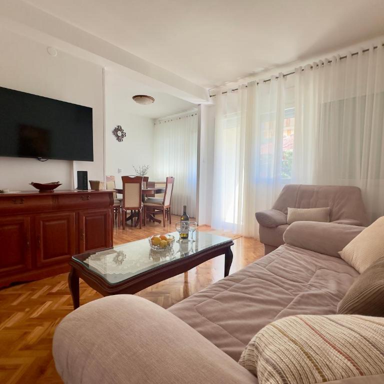 MIS Apartment - One-Bedroom Apartment - 4