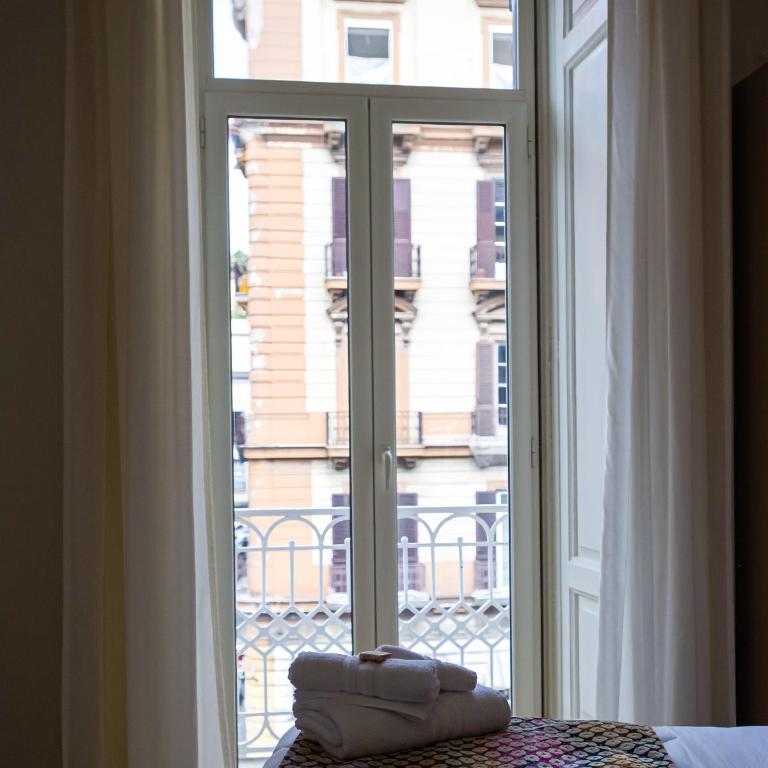 Serendipity Suites - Double Room - 13