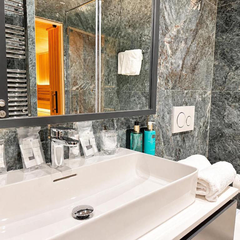 Atera Business Suites - Superior Apartment with Sauna - 6