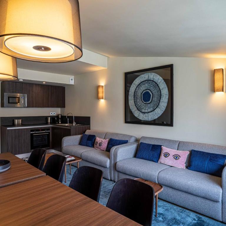UrbanFlat 135 - Central Luxurious Apartment in Paris - Apartment - 16