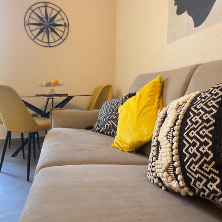 Apartment Dora 3,beach apartment - One-Bedroom Apartment - 6
