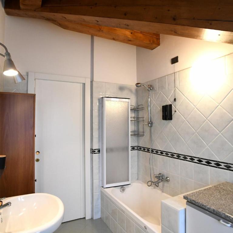 Apt Carla con vista a Strembo - Apartamento de 2 dormitorios - 10