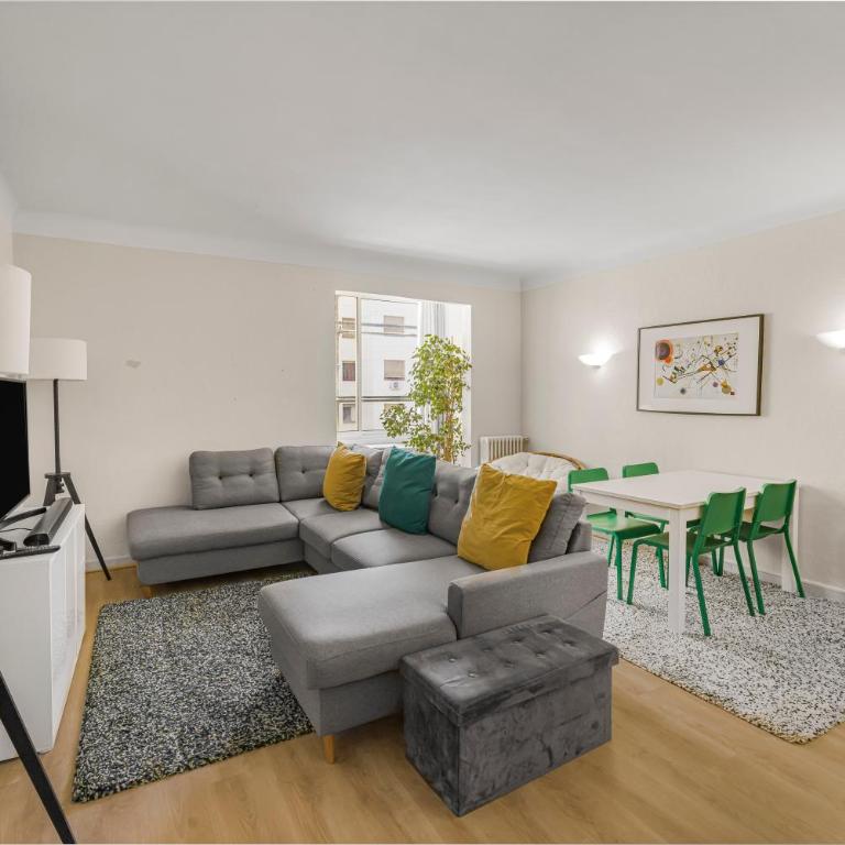 3 pièces, Plage & Vieil Antibes à pied - Apartment mit 2 Schlafzimmern - 1