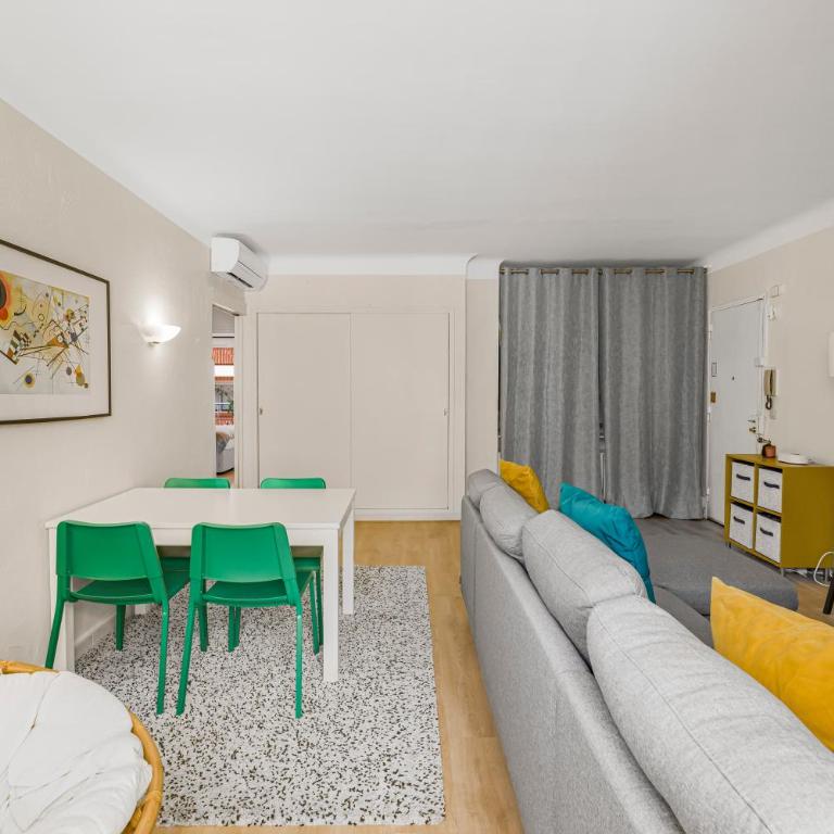3 pièces, Plage & Vieil Antibes à pied - Apartment mit 2 Schlafzimmern - 9