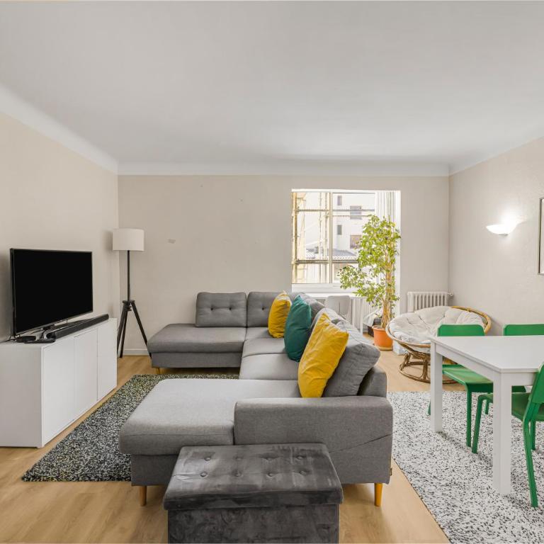 3 pièces, Plage & Vieil Antibes à pied - Apartment mit 2 Schlafzimmern - 13