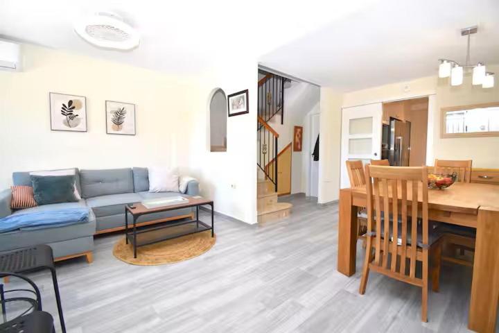 Beautiful home on Altomar 1, Gran Alacant - R45 - Three-Bedroom House - 16
