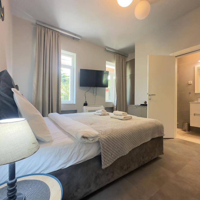 Apartment Dora 3,beach apartment - One-Bedroom Apartment - 12