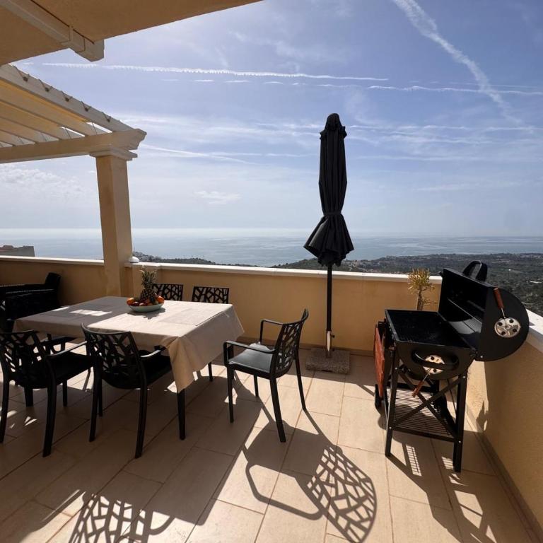 Duplex avec Jacuzzi, piscine, terrasses et vues a 180º sur la mer - Casa con 1 dormitorio - 1
