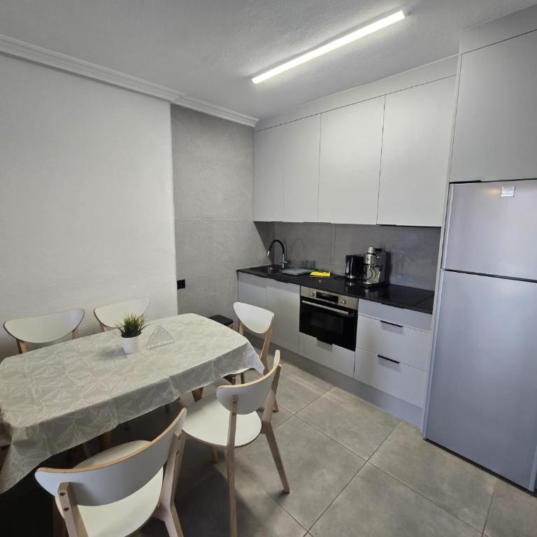 Sunny bungalow La Mata with sea views - One-Bedroom Apartment - 10