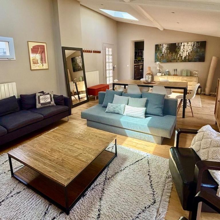 Maison familiale avec jardin, terrasse et parking - Maison 4 Chambres - 10