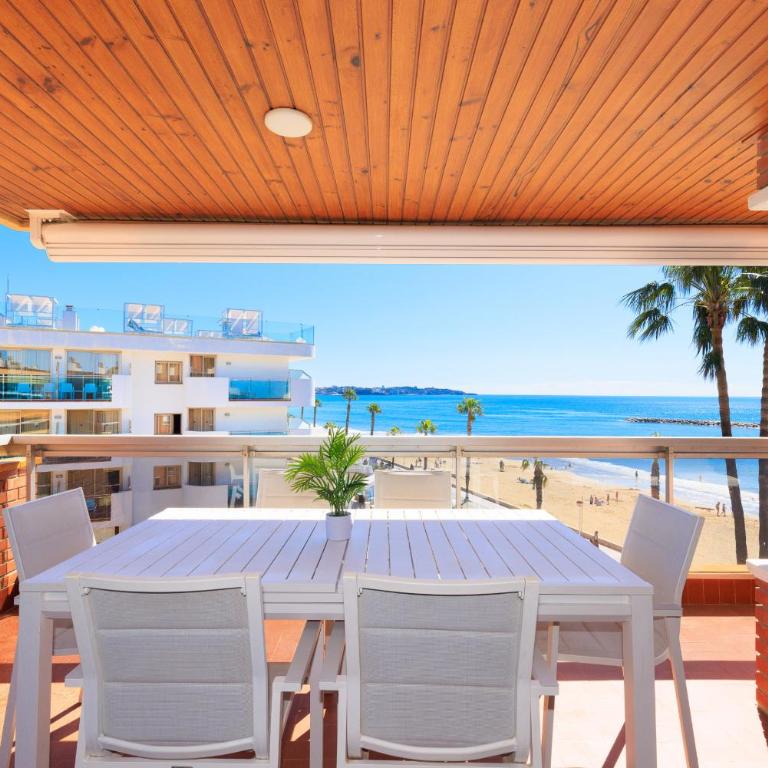 Apartamento Mas d En Gran - Platja Vilafortuny - Apartamento con vistas al mar - 2