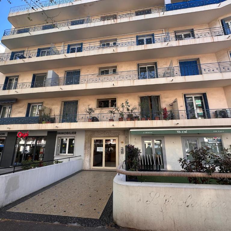 3 pièces, Plage & Vieil Antibes à pied - Apartment mit 2 Schlafzimmern - 2