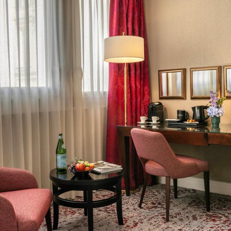 Warwick Paris Champs-Elysées - Chambre Supérieure Lit Queen-Size - 8