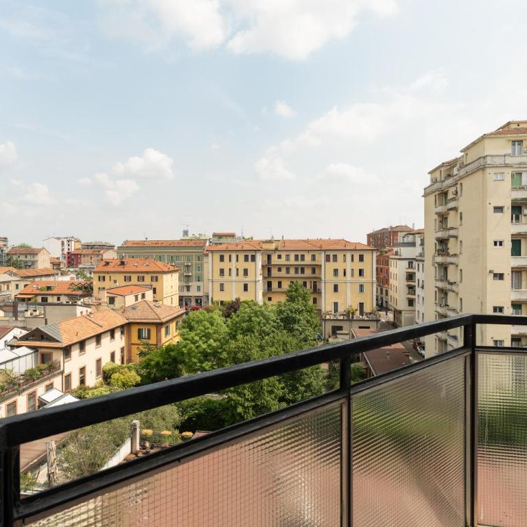 GuestHost - Comfy Balcony Flat steps from Navigli - Appartamento con 1 Camera da Letto - 5