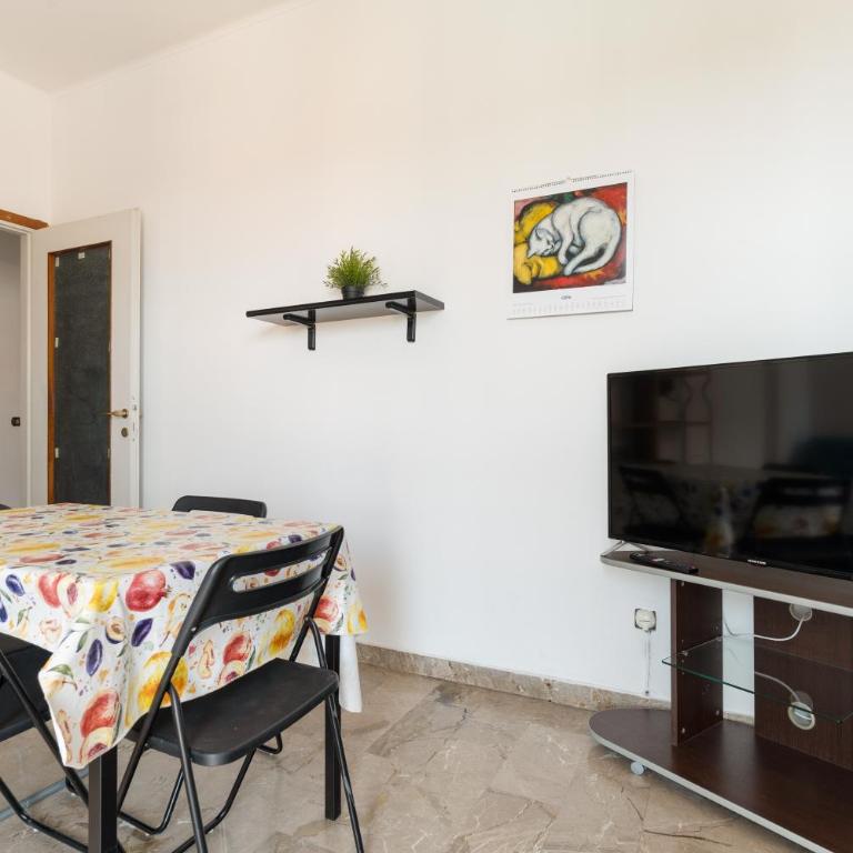 GuestHost - Comfy Balcony Flat steps from Navigli - Appartamento con 1 Camera da Letto - 10