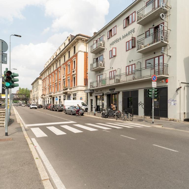 GuestHost - Comfy Balcony Flat steps from Navigli - Appartamento con 1 Camera da Letto - 24