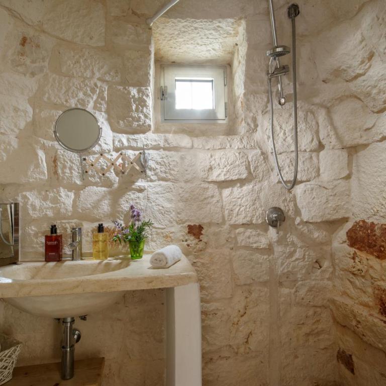 Puntebianche Resort - Trullo Superior - 1