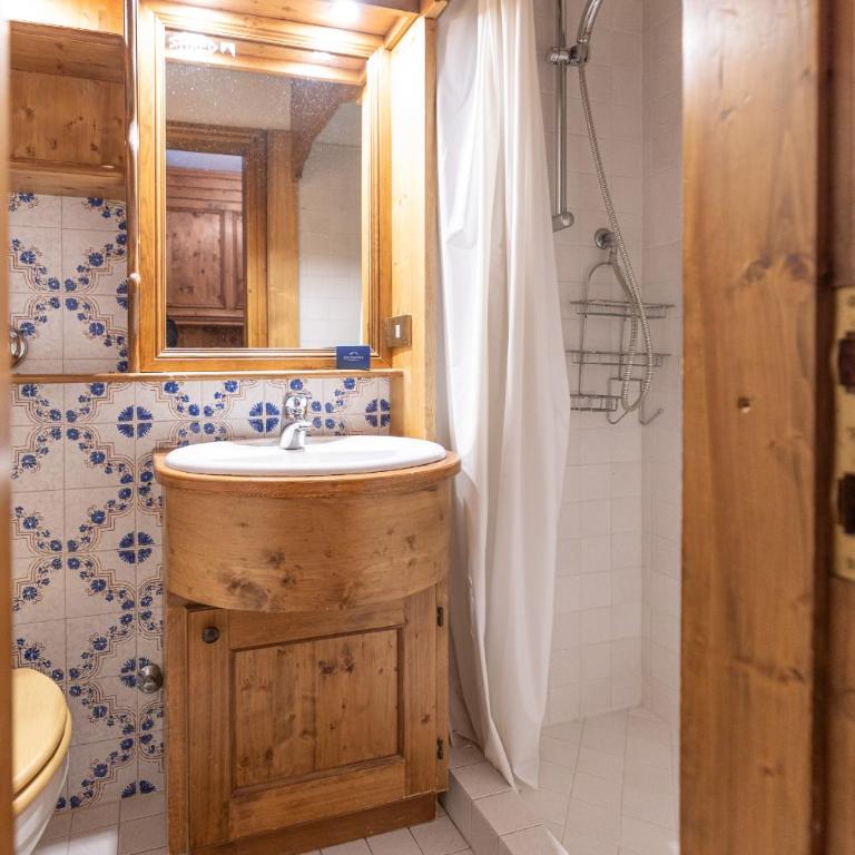 Casa Puntanera 2, charming in Cortina d Ampezzo - Apartment mit 4 Schlafzimmern und einem Balkon - 14