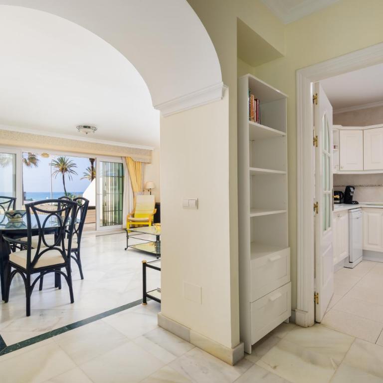 Sea View at White Pearl Beach II, Elviria, Marbella - Apartamento de 2 dormitorios - Frente al océano - 7