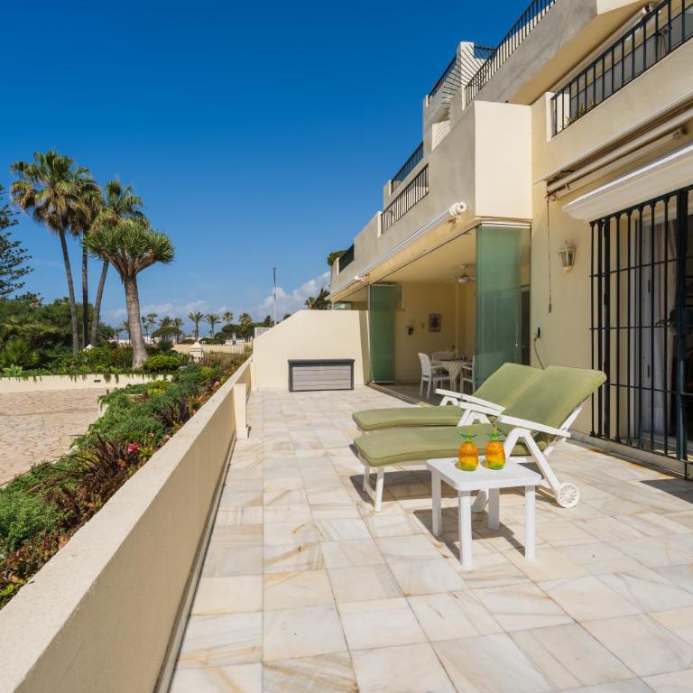 Sea View at White Pearl Beach II, Elviria, Marbella - Apartamento de 2 dormitorios - Frente al océano - 14