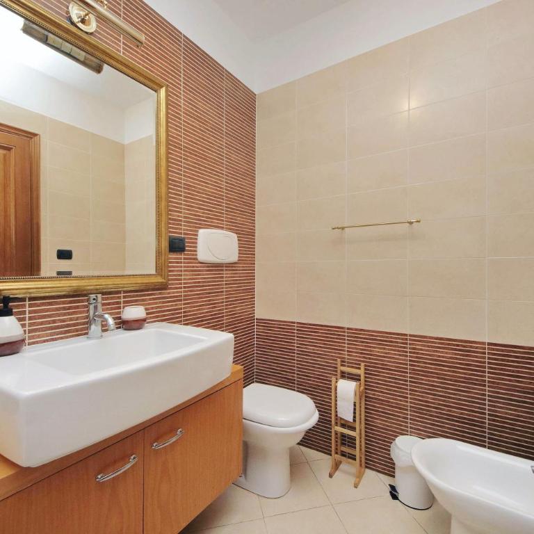 4BNB - Flaminia Prestigious Flat - swimming pool - Apartment - 5