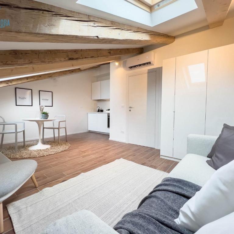 Gozzi 4 Tirabora Short Rent - Appartamento con 1 Camera da Letto - 5