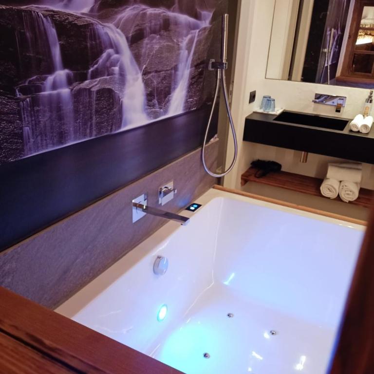 Maison Bionaz Luxury Ski & Sport - Suite con Vasca Idromassaggio e Sauna - 5