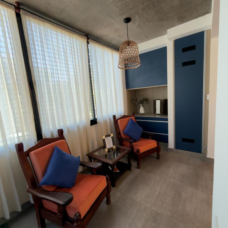 Los Perales Boho-Chic - Two-Bedroom Apartment - 8