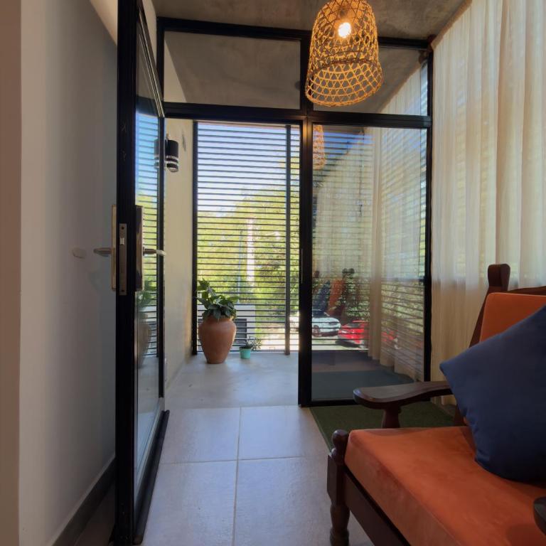 Los Perales Boho-Chic - Two-Bedroom Apartment - 17