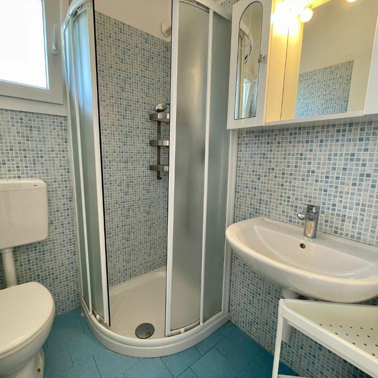 Apartment with private garden - Appartamento - 10
