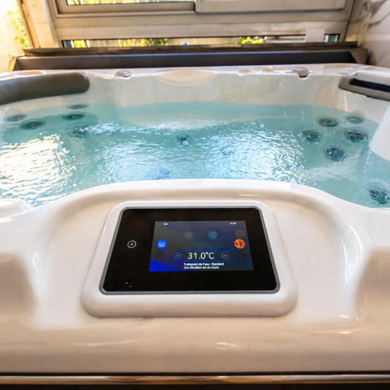 Villa Bono Romantic Suite & Private Jacuzzi - Appartement 1 Chambre - 17